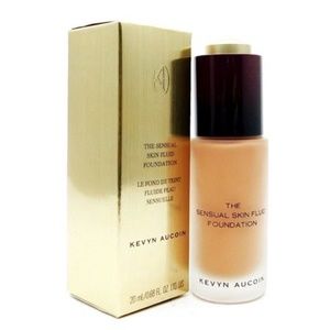 Kevyn Aucoin sensual skin foundation
